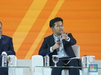 Sarjana Usia 19 Tahun, Emil Dardak Ungkap Peran Ayah Prabowo