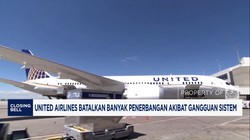Video: United Airlines Diserang Gangguan Sistem, Penumpang Terlantar