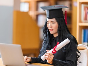 6 Jurusan Kuliah yang Menjanjikan pada Era AI, Ada Jurusanmu?