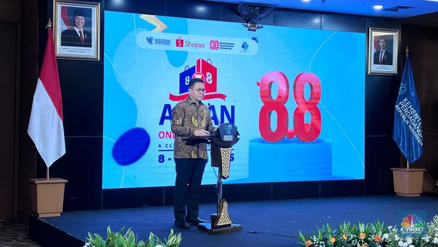 Menteri Perdagangan (Mendag) Budi Santoso dalam acara Kick-Off ASEAN Online Sale Day di Auditorium Kemendag, Jakarta, Kamis (7/8/2025). (CNBC Indonesia/Martyasari Rizki)