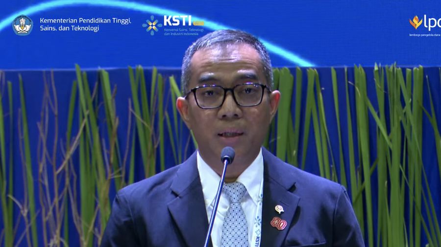 Menteri Pendidikan Tinggi, Sains, dan Teknologi, Brian Yuliarto. (Tangkapan Layar Youtube)