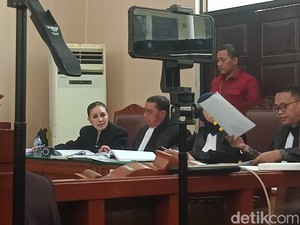 Video: Hakim Tolak Permintaan Nikita Mirzani Putar Rekaman di Persidangan
