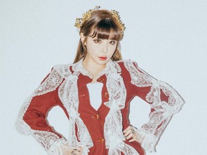 Heboh Park Bom Tuding Sandara Park Pelaku Penyelundupan Obat 2014
