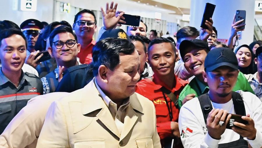 Presiden Prabowo Subianto bertolak menuju Provinsi Jawa Barat dalam rangka kunjungan kerja, Rabu (06/08/2025). (Tangkapan Layar Instagram/Kemensetneg.RI)