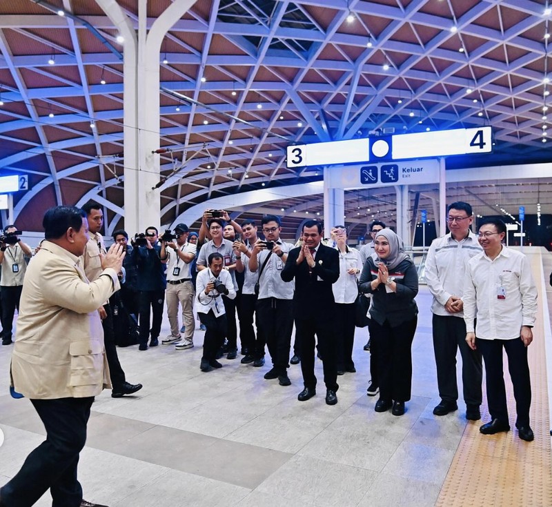 Presiden Prabowo Subianto bertolak menuju Provinsi Jawa Barat dalam rangka kunjungan kerja, Rabu (06/08/2025). (Tangkapan Layar Instagram/Kemensetneg.RI)