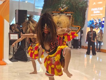 Reog Ponorogo Ramaikan LPS Financial Festival Hari Kedua di Surabaya
