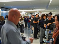 Gangguan Sistem, United Airlines Bikin Ribuan Penumpang Terlantar