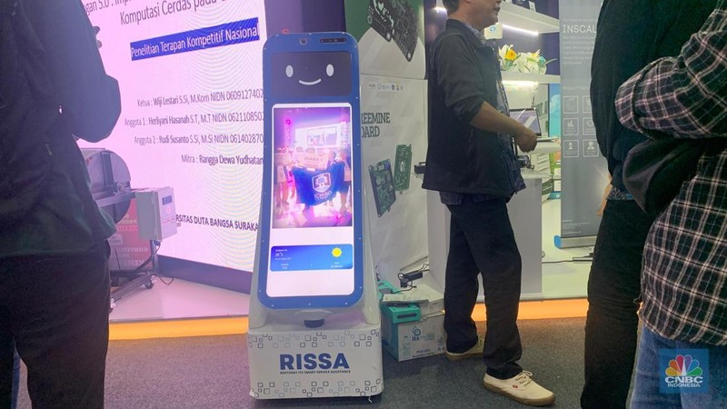 Berbagai inovasi dan riset dipamerkan pada Konvensi Sains, Teknologi dan Industri Indonesia (KSTI) 2025 di Sasana Ganesa ITB, Kota Bandung, Jumat (8/8/2025). (CNBC Indonesia/fergi)