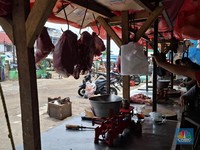 Bak Langit-Bumi, Dulu Pedagang Daging Sapi Hidup Senang Sekarang Susah