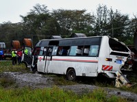 Bus Terguling Masuk Tanggul, 40 Orang Tewas Termasuk Bayi 10 Bulan
