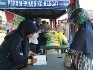 Pasar Murah di Inhu Diserbu Warga, Ratusan Kilo Beras Ludes Terjual