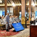 Prabowo Lepas Peserta Retret Kadin, Titip Pesan Indonesia Incorporated