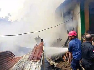 2 Rumah di Takalar Kebakaran gegara Tungku Kayu Bakar, Kerugian Rp 200 Juta