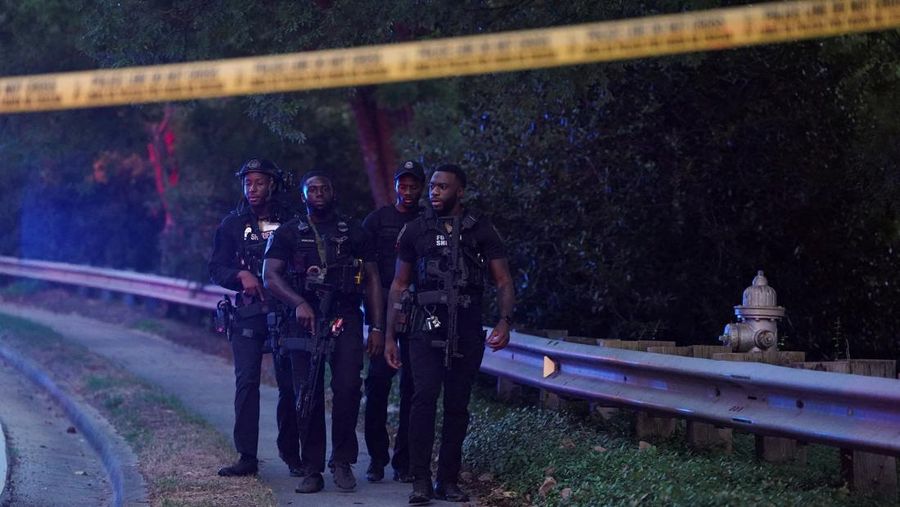 Situasi mencekam terjadi di kampus Universitas Emory, Atlanta, Amerika Serikat, pada Jumat (8/8/2025) waktu setempat. Pihak universitas mengonfirmasi adanya insiden penembakan aktif di kawasan mereka, yang berlokasi di bagian timur kota tersebut. (REUTERS/Megan Varner)
