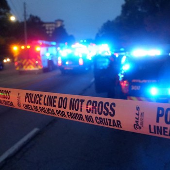 Potret Penembakan Mencekam di Kampus, Polisi Tewas Seketika