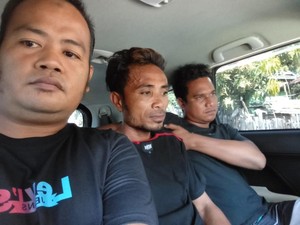 Tampang Pelaku Pembunuhan Pria yang Berujung Pembakaran Rumah di Dompu