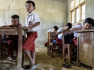 Hak dan Kewajiban Warga Negara dalam UUD 1945, Lengkap dengan Contohnya