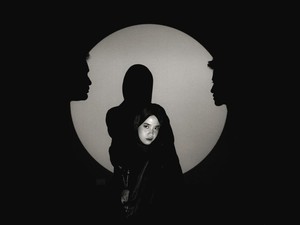 Hanin Dhiya dan Perjalanan Baru di Musik Folk