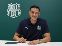 Sah! Bek Timnas Indonesia Jay Idzes Bergabung dengan Sassuolo