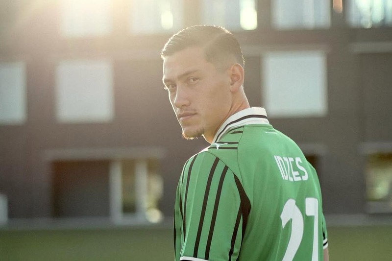 Bek timnas Indonesia, Jay Idzes, resmi bergabung dengan klub Serie A Italia, Sassuolo, dan langsung mencatatkan diri sebagai rekrutan termahal Neroverdi pada bursa transfer musim panas ini. Bek timnas Indonesia, Jay Idzes, resmi bergabung dengan klub Serie A Italia, Sassuolo, dan langsung mencatatkan diri sebagai rekrutan termahal Neroverdi pada bursa transfer musim panas ini. (Instagram/sassuolocalcio)