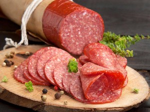 5 Fakta Menarik Daging Babi yang Bikin Konsumsinya Diminati