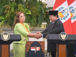 Video Prabowo Anugerahi Bintang RI Adipurna ke Presiden Peru Dina Boluarte