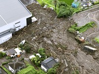 Jepang Dilanda Banjir & Longsor Dahsyat, Warga Diminta Mengungsi!
