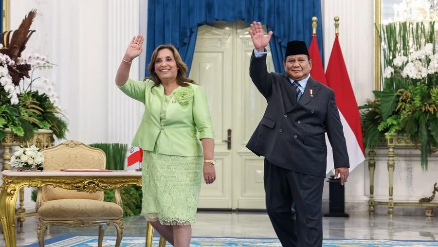 Presiden Republik Indonesia Prabowo Subianto menerima kunjungan Presiden Republik Peru Dina Ercilia Boluarte Zegarra di Istana Merdeka, Jakarta Pusat, Senin (11/8/2025). (Instagram/prabowo)