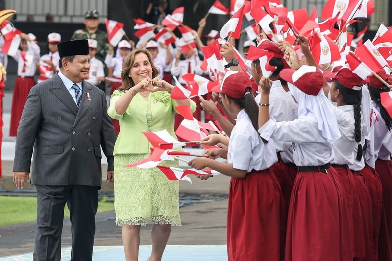 Presiden Republik Indonesia Prabowo Subianto menerima kunjungan Presiden Republik Peru Dina Ercilia Boluarte Zegarra di Istana Merdeka, Jakarta Pusat, Senin (11/8/2025). Presiden Republik Indonesia Prabowo Subianto menerima kunjungan Presiden Republik Peru Dina Ercilia Boluarte Zegarra di Istana Merdeka, Jakarta Pusat, Senin (11/8/2025). (Instagram/prabowo)
