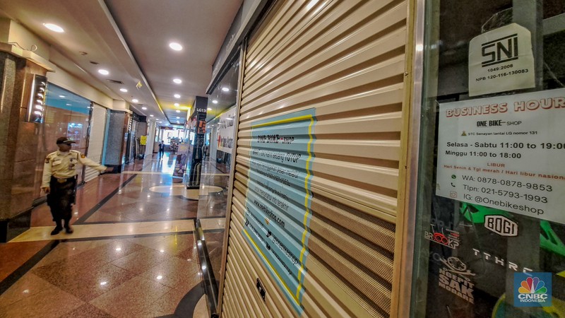 Suasana toko sepeda Brompton di kawasan Senayan Trade Center (STC), Jakarta, Senin (11/8/2025). Suasana toko sepeda Brompton di kawasan Senayan Trade Center (STC), Jakarta, Senin (11/8/2025). (CNBC Indonesia/Faisal Rahman)