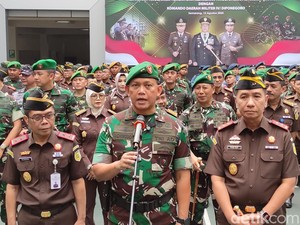TNI Mulai Dikerahkan Amankan Kantor Kejaksaan di Jateng dan DIY