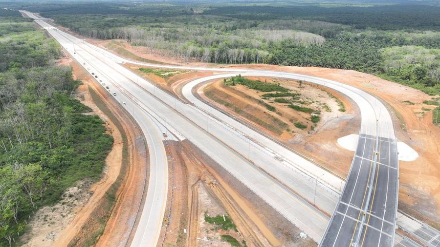 Kementerian Pekerjaan Umum (PU) mulai melaksanakan Uji Laik Fungsi dan Operasi (ULFO) Jalan Tol Betung–Tempino–Jambi Seksi 4, ruas Tempino–Interchange Ness di Kabupaten Muara Jambi, Jumat (8/8/2025). (Dok. Hutama Karya)