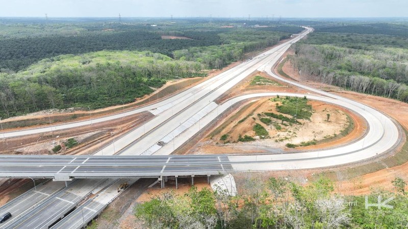 Kementerian Pekerjaan Umum (PU) mulai melaksanakan Uji Laik Fungsi dan Operasi (ULFO) Jalan Tol Betung–Tempino–Jambi Seksi 4, ruas Tempino–Interchange Ness di Kabupaten Muara Jambi, Jumat (8/8/2025). (Dok. Hutama Karya)