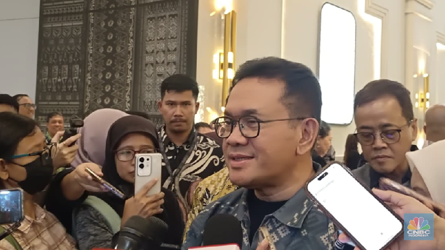 Menteri Perdagangan (Mendag) Budi Santoso saat ditemui di Balai Kartini, Jakarta, Selasa (12/8/2025). (CNBC Indonesia/Martyasari Rizky)