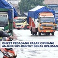 Video: Efek Beras Oplosan, Omzet Pedagang Pasar Cipinang Anjlok 50%