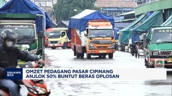 Video: Efek Beras Oplosan, Omzet Pedagang Pasar Cipinang Anjlok 50%