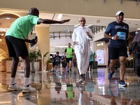 Potret Mal Mewah di Dubai Disulap Jadi Lintasan Lari