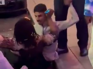 Salah Target, Pria Ini Curi Ponsel Turis Arab Lalu Dihajar Balik