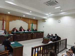 Wartawan di Jembrana Didakwa Terkait Kasus Pencemaran Nama Baik
