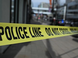 Balkon Gedung di AS Ambruk, 10 Orang Terluka