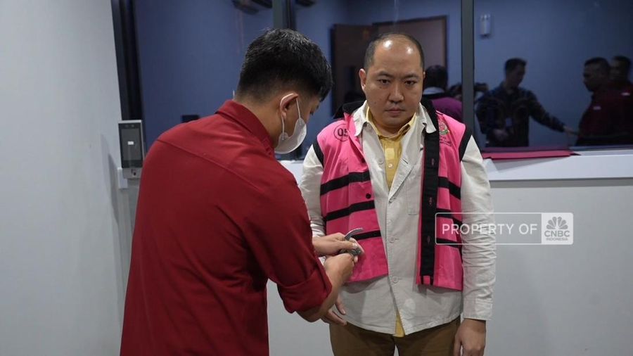 Kejaksaan Agung (Kejagung) menetapkan Direktur Utama PT Sri Rejeki Isman (Sritex) Iwan Kurniawan Lukminto sebagai tersangka dalam kasus korupsi pemberian fasilitas kredit dari perbankan.