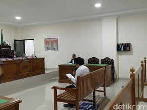 Andi Ibrahim Minta Divonis Ringan di Kasus Upal: Saya Dibutuhkan Masyarakat