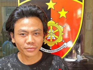 Redi Ditangkap Polisi Usai Pukul-Ancam Ayah Kandungnya dengan Parang