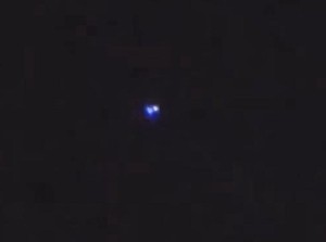 Penjelasan BRIN soal UFO Bercahaya Biru Terbang di Langit Depok