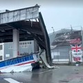 Potret Taiwan Porak-poranda Digulung Topan Podul, Bangunan Hancur