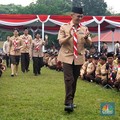 Pakai Baju Pramuka OJK Cs Literasi Keuangan ke Siswa Pramuka