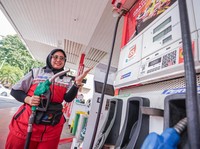 Pertamina Tebar Promo 'Lebih Hemat' Rp300/L di Bulan Kemerdekaan