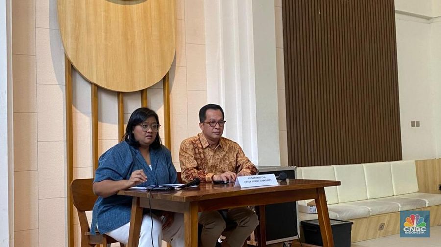 Ketua Bidang Humas AFPI, Kuseryansyah dalam Konferensi Pers di Jakarta, Kamis (14/8/2025). (CNBC Indonesia/Novina Putri Bestari)