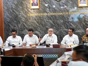 Menko Zulhas Gelar Rakortas Bahas Tata Kelola Beras Nasional-Penegakan Hukum