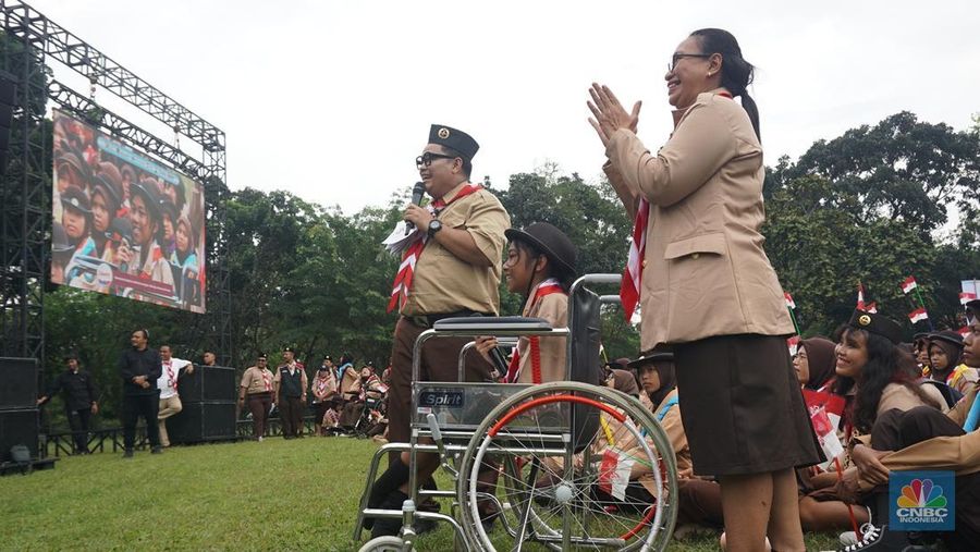 Anggota Komite Stabilitas Sistem Keuangan (KSSK) terdiri dari Menteri Keuangan, Gubernur Bank Indonesia, Ketua Dewan Komisioner Otoritas Jasa Keuangan (OJK), dan Ketua Dewan Komisioner Lembaga Penjamin Simpanan (LPS), KSSK menggelar LIKE IT (Literasi Keuangan Indonesia Terdepan) di Bumi Perkemahan Cibubur, Jakarta, Kamis, (14/8/2025). (CNBC Indonesia/Muhammad Sabki)